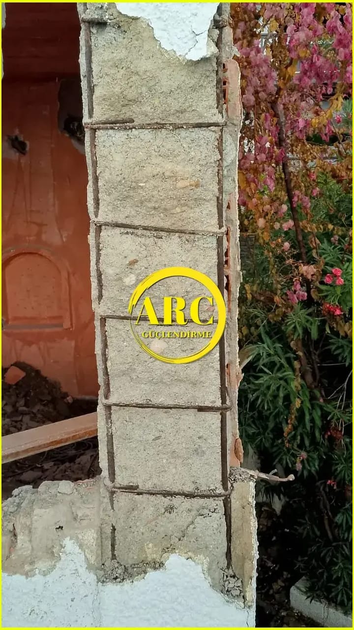 Karbon fiber sargı ile kolon güçlendirme detay uygulama görüntüsü